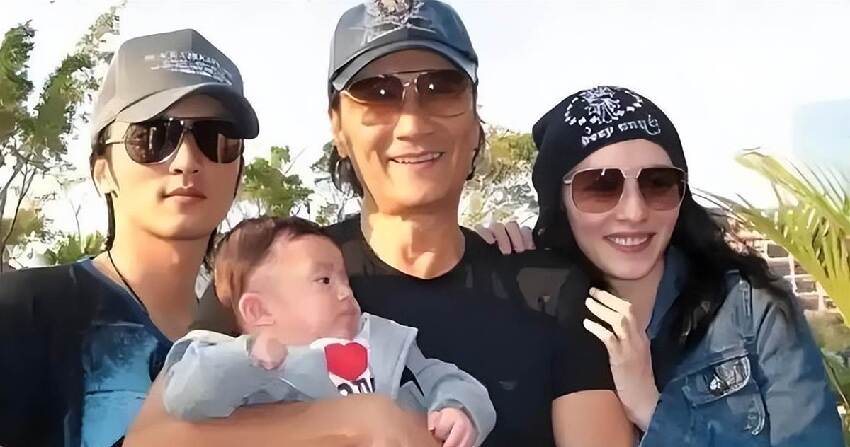 謝霆鋒也沒想到，謝賢訃告釋出當天，張柏芝竟因一個舉動大賺口碑