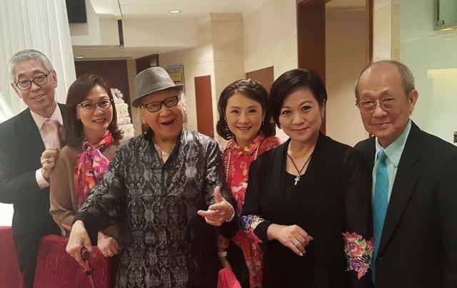 102歲香港知名老戲骨舉辦喪禮,遺照和藹可親,離世前無重大疾病