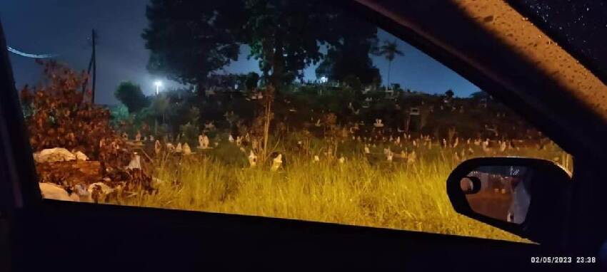 女兒死後父親無法接受，就在棺材里「裝了個攝像頭」第兩天他驚訝地看到了一幕...