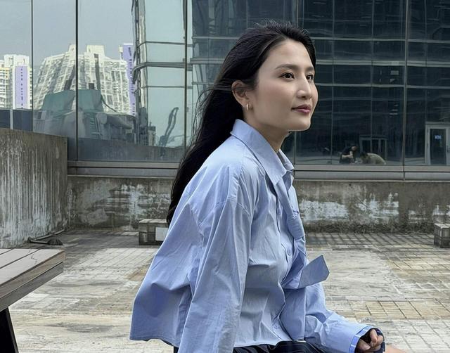 好慘！香港知名女星自曝遭TVB2.4萬解約，和富商進殘疾廁所被拍