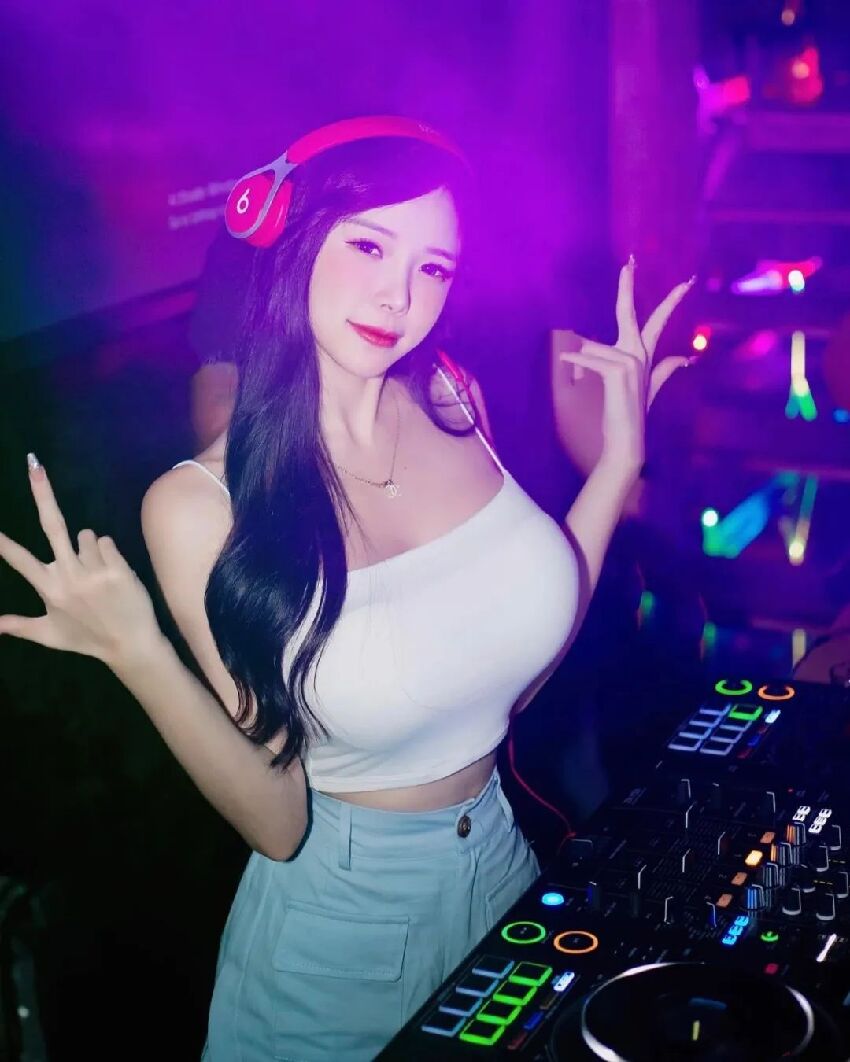 亞洲最大的女DJ？這飽滿身材，令人嘆為觀止