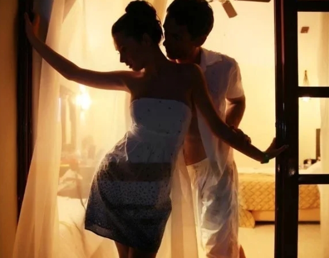 知名老闆告別式！女秘書突然嗆聲「跟你爸睡很久了」　正宮靈堂前「看生前調情」崩潰