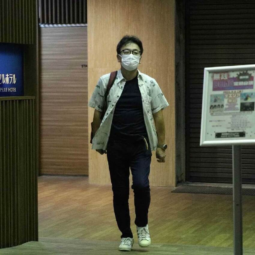 婚外情長達2年！ 男主播驚爆「不倫電視台女員工」 開2房激戰「卻因聲音太大」露餡！