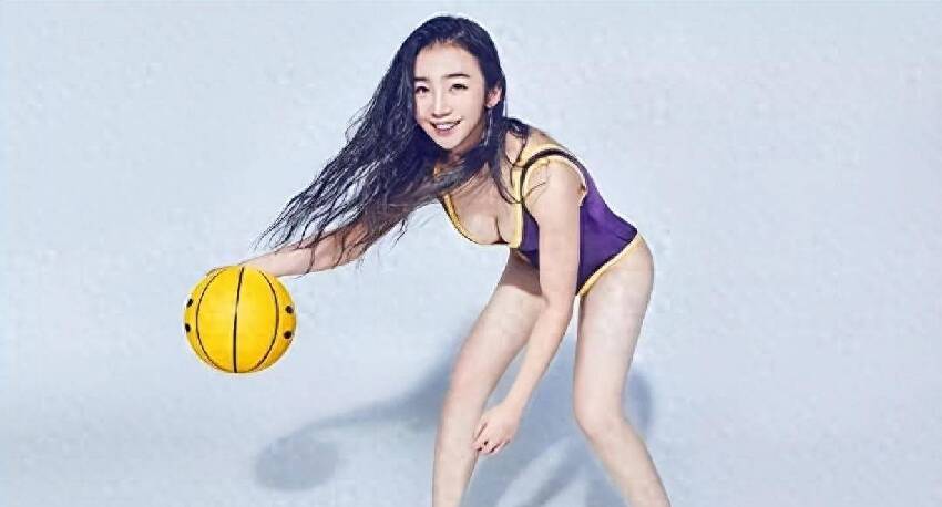 NBA女主播曬美照，身材一點不輸卡戴珊，特別部位紋身曝光！