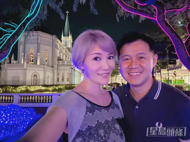 45歲TVB前花旦李璧琦近況曝光！性感泳裝「胸口大開」洶湧澎湃，被嘲笑胸部下垂非常顯老