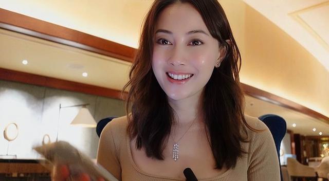 TVB前知名女星移居英國失敗,迴流香港生活,身材豐滿渴望結婚