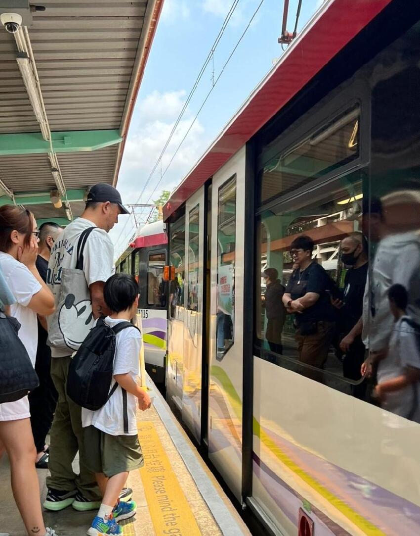 張致恆帶兒子申請醫療豁免，稱四個兒子三個多病，做搬運工收入低