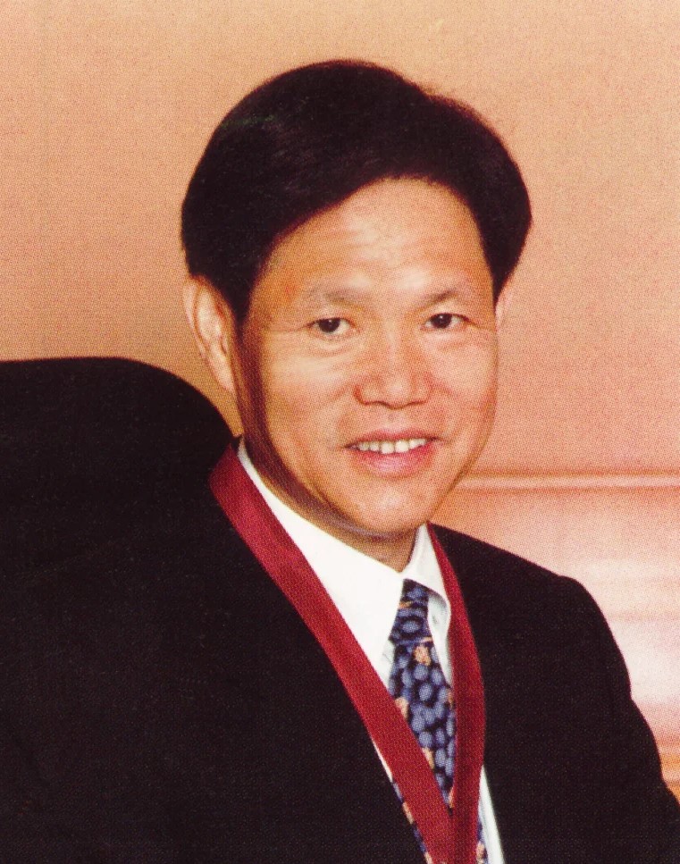 謝瑞麟孫女自曝19歲懷孕，大學畢業抱倆娃參加，25歲仨娃嫁韓國人