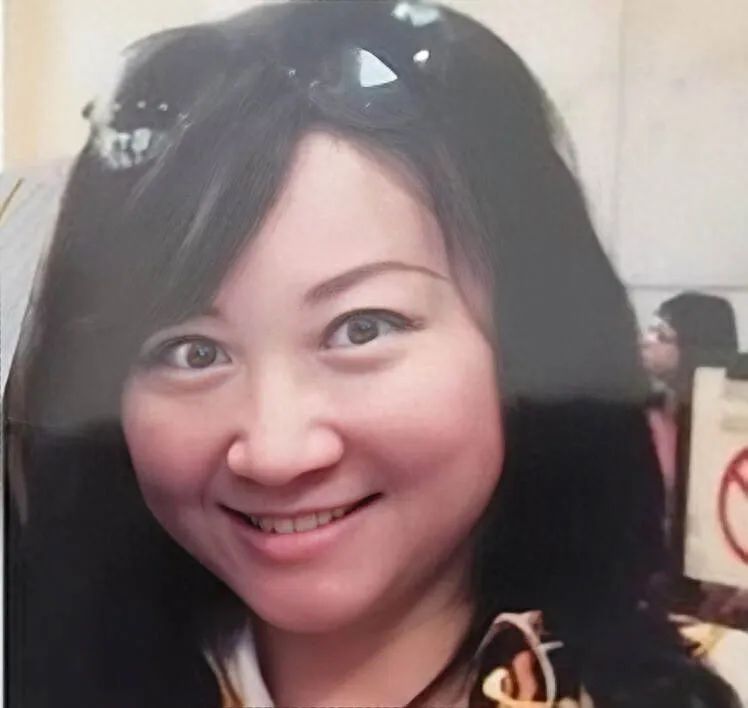 一路走好！香港著名老戲骨女兒突然在家中自殺身亡，受三角戀影響情緒低落