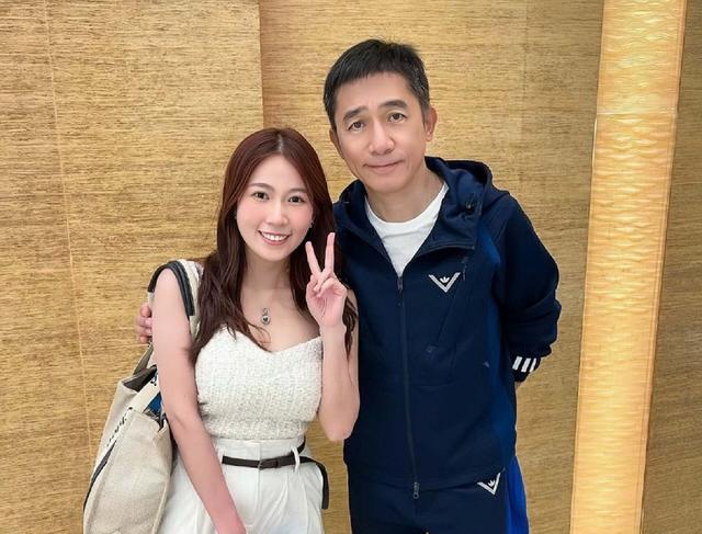 TVB女星黃婧靈遭前輩調戲，因身材豐滿困擾，感覺胸前負擔太重