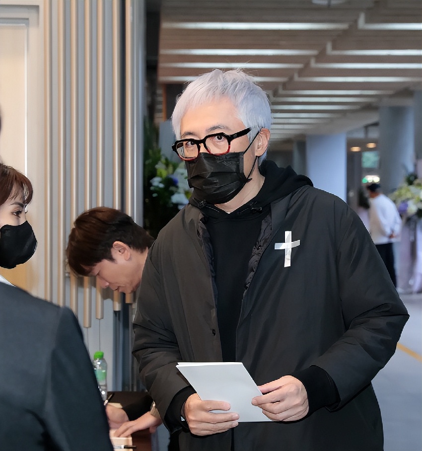 張宇退圈8年原因曝光，患病多年無法治癒，妻子稱願折壽換他痊癒