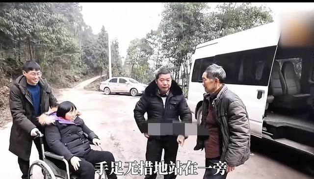 女兒私訂終身！「一走26年沒回娘家」老父親苦苦哀求，直到「女婿帶著她現身」真相終於大白