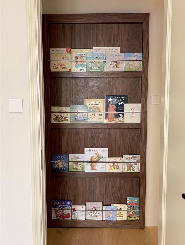 被年輕人的收納智慧驚艷到:換個思路,讓每個盲區都用上,太妙了