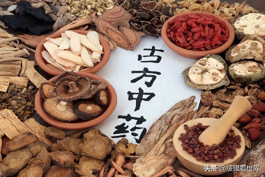 79歲大爺「用陳皮泡茶喝」半年後復查，醫生直言：趕緊停下來