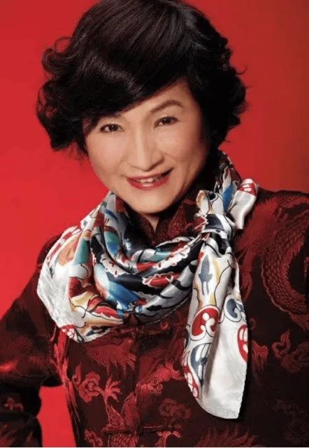 突發！一代俠女鄭佩佩兩日前離世，享年78歲！一生感情坎坷崎嶇，曾出演多部經典影片