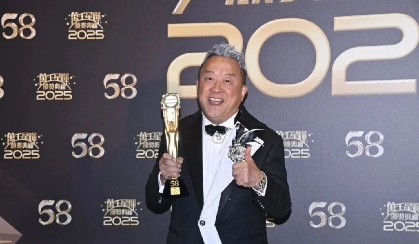 曾志偉現身大孤山祈福,摸千年古樹求強身延壽,自曝身體越來越差
