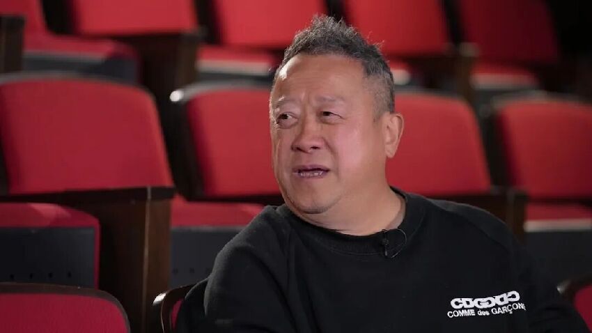 曾志偉現身大孤山祈福,摸千年古樹求強身延壽,自曝身體越來越差