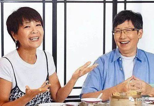 化療后變光頭！65歲TVB老戲骨患子宮癌，同性伴侶始終不離不棄!