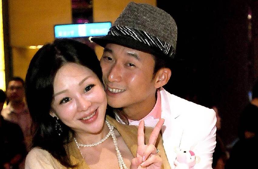 一度放開彼此的手！浩子「工作長期不在家」老婆沒安全感　結婚13年「曝挽救感情妙方」網讚：模範老公