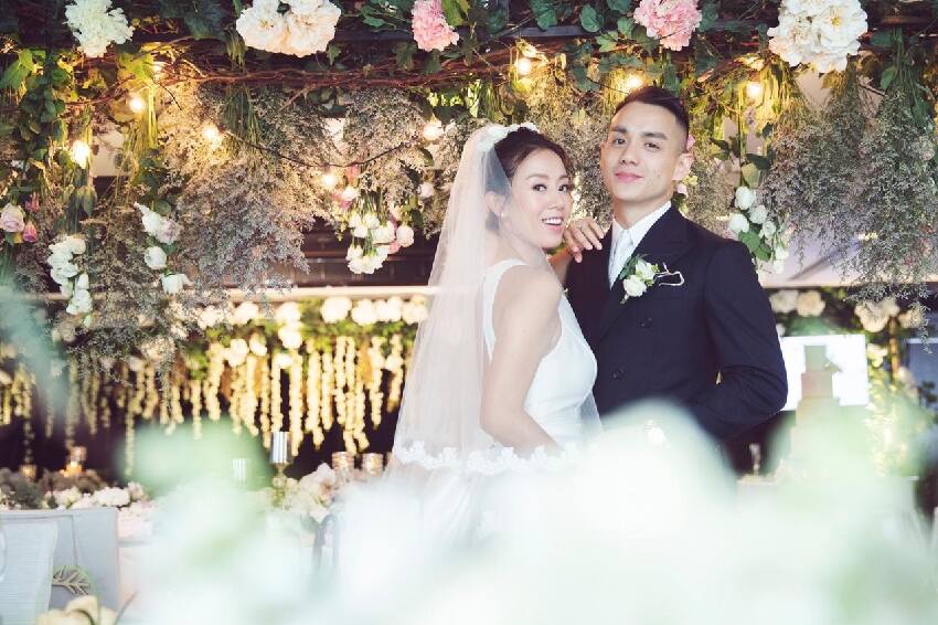 恭喜！梁靖琪小8歲丈夫躋身保險界精英，年收入達256萬，一家住千萬豪宅