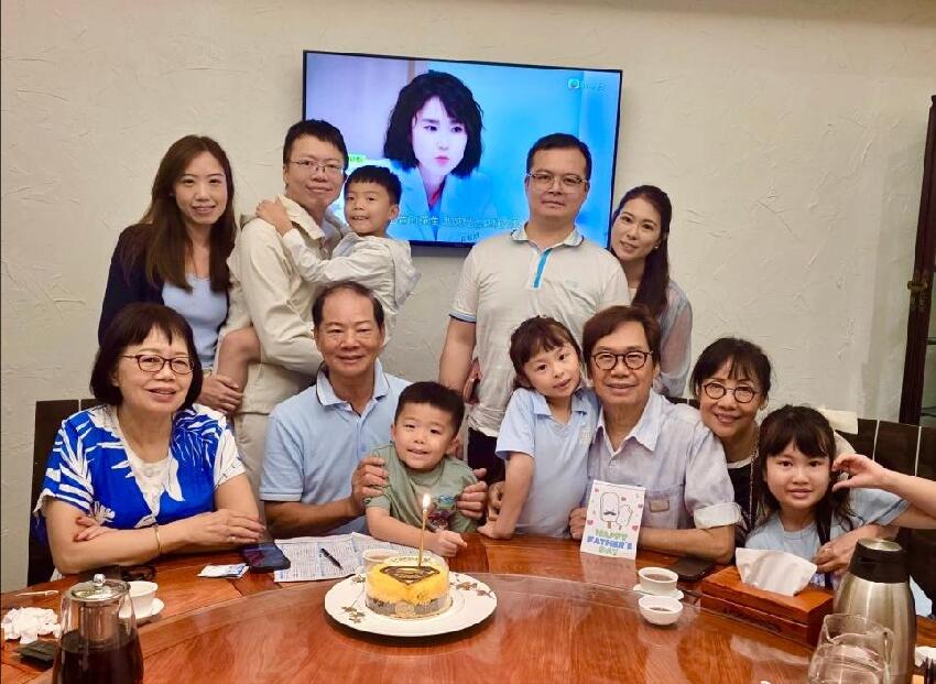 香港男星和妻子結婚超過50年,但沒有生育子女,晚年入住養老院