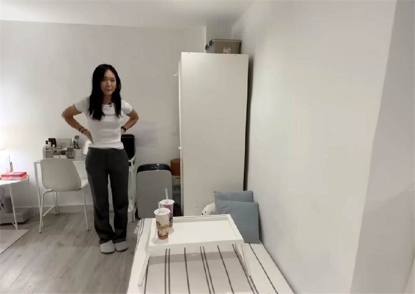 香港27歲女生曬19㎡「納米樓」,入住三年每天收拾,網友:太自律