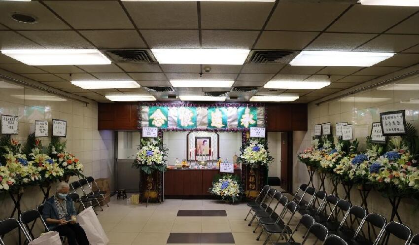 香港知名演員設靈!古天樂送花圈,黃夏蕙現身,弟弟拒絕繼承房產