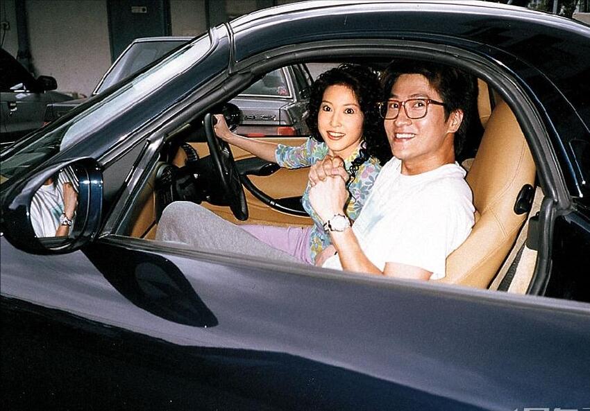 香港男星現身廣東中山!被網友嘲笑已經過氣,63歲再婚娶東北姑娘