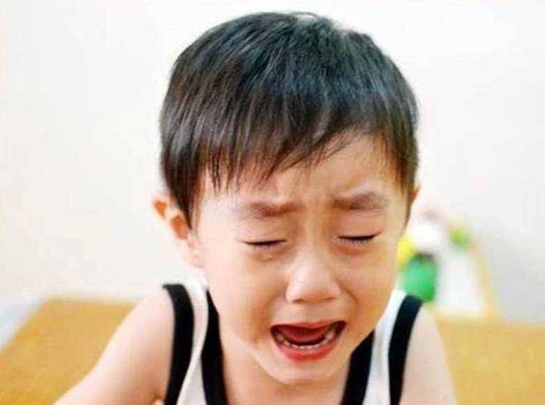 養男孩的家庭,有5句話父母不能對孩子說,開玩笑也有「殺傷力」