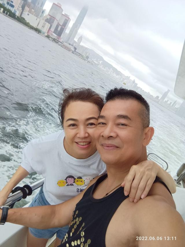 63歲港星自曝曾大動脈血管撕裂險癱!憂辛苦港姐愛妻要照顧半輩子
