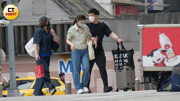 獨扛家計屢被傳婚變！NONO一審遭判2年　朱海君被拍「護花男牽手摟肩」身分曝光了