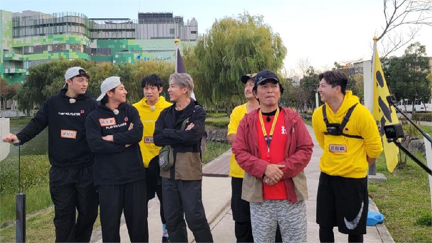 台灣隊長陳傑憲無預警現身1直播！驚喜畫面PO網24小時吸百萬瀏覽！