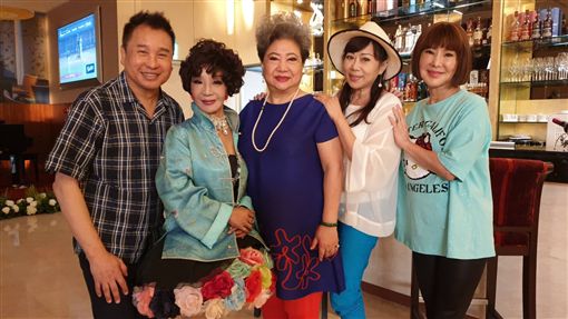 上廁所驚見見紅！台語歌手黃志強突消瘦10公斤，確診「大腸癌3期」悔不當初