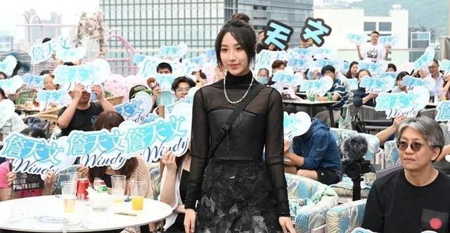 TVB新人歌手簽唱會收費貴過謝霆鋒演唱會惹爭議,本人回應:不覺得有問題