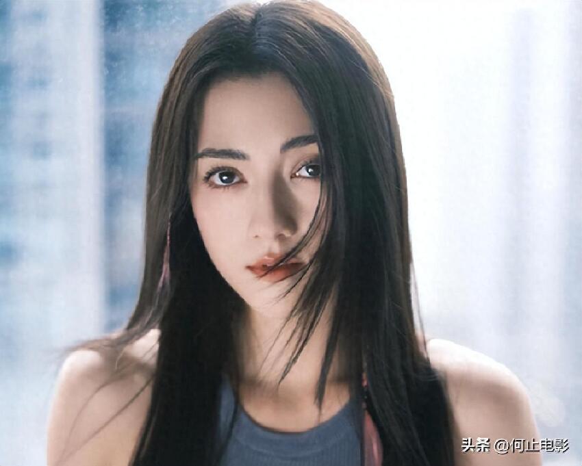 曾是周董J女郎！妖豔女星「曾纏上房祖名」遭成龍盯上，如今「勾搭富二代」黑歷史曝光