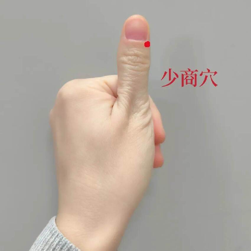 體內有疾，指甲先知！指甲出現這5種表現，請務必重視！尤其是第二種，惡性程度極高