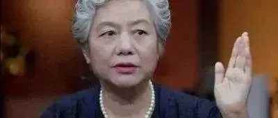 一個女人，如果連舊衣服都捨不得扔，往往會有這3種命運，很準