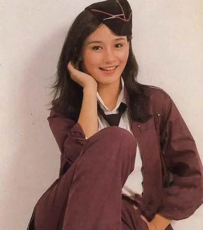 當小三跌落神壇！「台灣玉女歌手」19歲爆紅永久退出演藝圈「60歲驚傳身亡」胡瓜灑淚送別