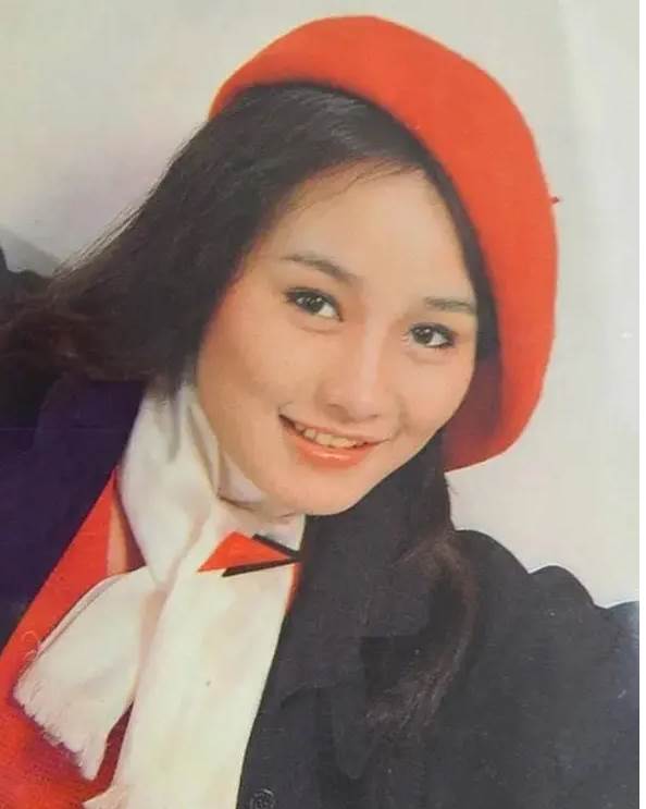 當小三跌落神壇！「台灣玉女歌手」19歲爆紅永久退出演藝圈「60歲驚傳身亡」胡瓜灑淚送別