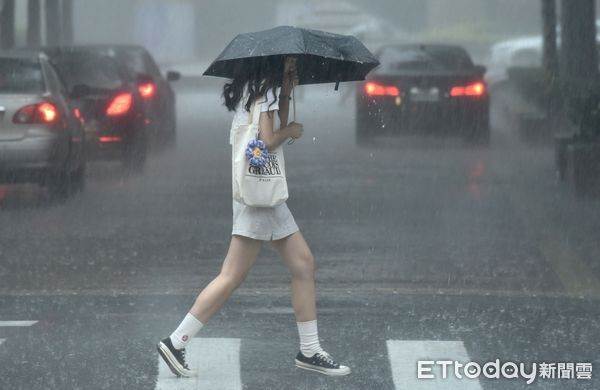 快訊／最強颱風要來了？白海豚「暴風圈再擴大」侵犯台機率曝光