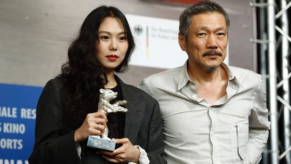 演藝圈最高調小三!43歲影后「不倫大21歲導演」長跑9年 躲回家鄉「悄悄生下兒子」遭網友唾棄
