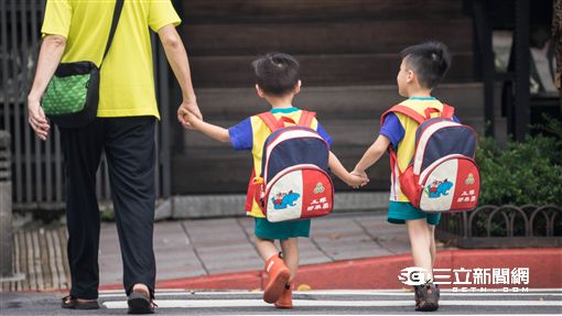 中秋節傳噩耗！新竹單親爸「驚傳家中身亡」　10歲雙胞胎「伴屍整夜」坎坷背景曝光