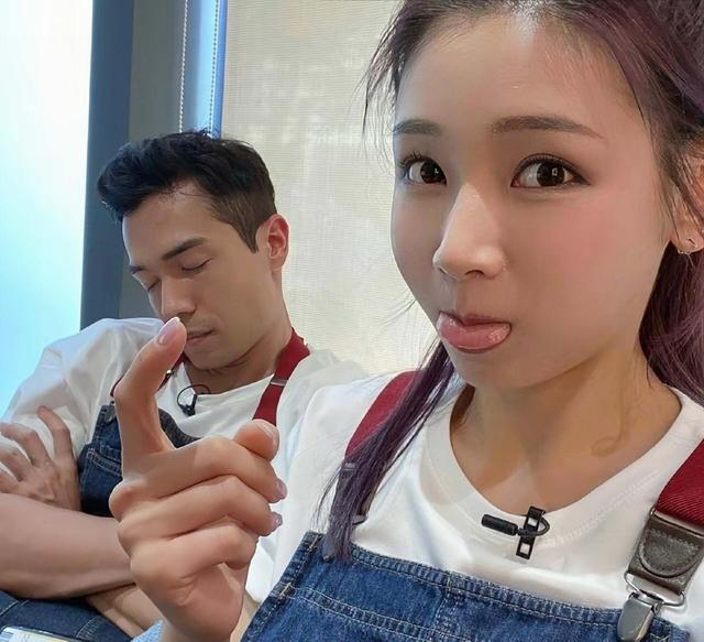 恭喜!TVB前知名女星被求婚成功,混血男友升職當機長年薪200萬