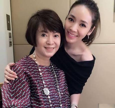臺灣最強小三，霸佔閨蜜老公31年賺百億，今71歲活成這樣太震驚