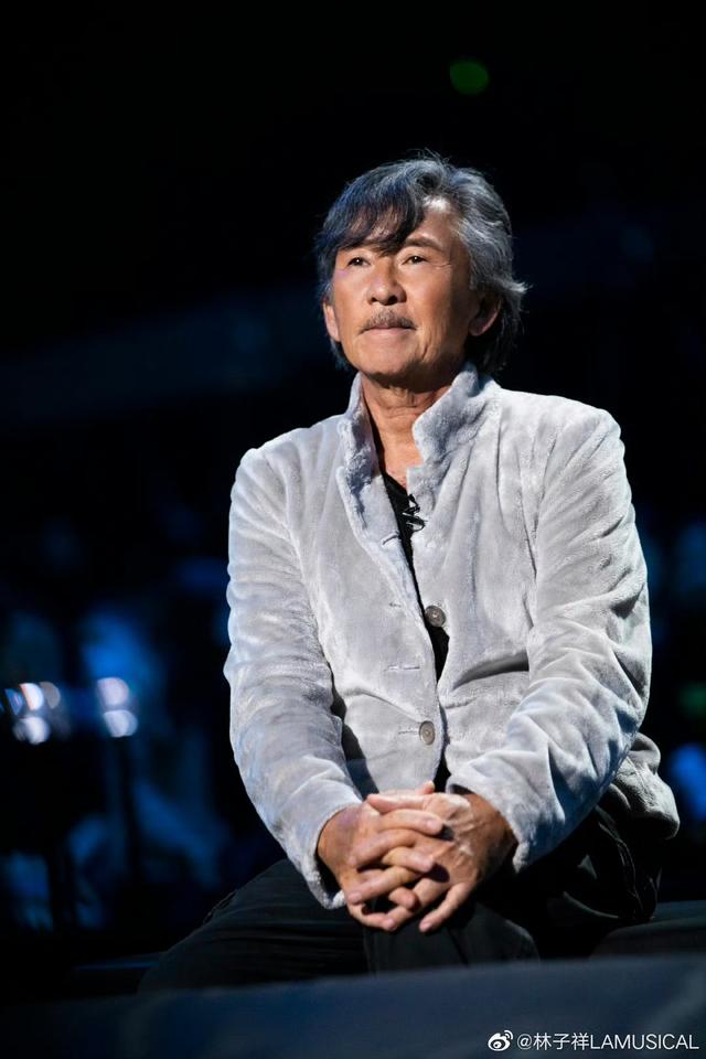 知名港星近況曝光!年近八十身體硬朗,被指臉歪五官嚴重失衡