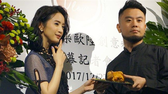 默默行善6年！林依晨弟弟開餐廳「送客人小禮物」　回家打開後「立刻眼眶泛淚」：姊弟都是菩薩