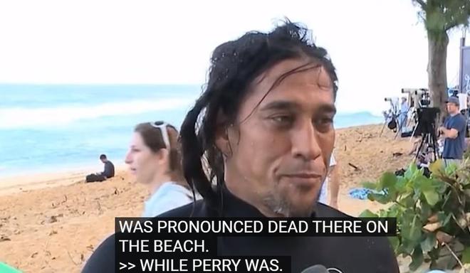 噩耗！49歲演員佩里遭鯊魚攻擊身亡，被咬掉手和腿，遇害畫面公開