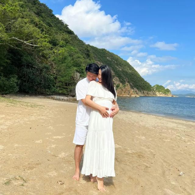 前TVB港姐結婚3年宣布懷孕,四年前離巢退圈,坦言不適合在娛圈發展