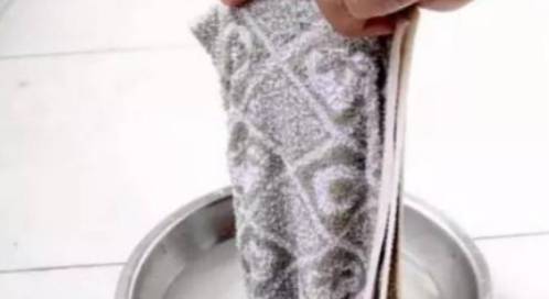 毛巾用久易「變髒變滑」？清洗時加「3樣東西」去污漬異味　超實用：比新買的還乾淨