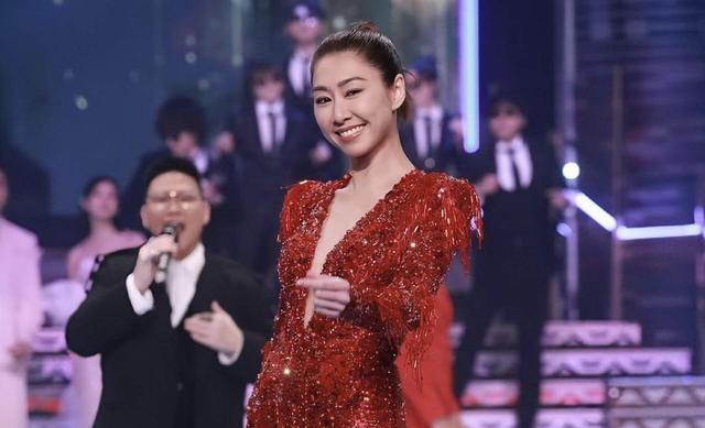 恭喜！TVB知名女星腹部凸起疑懷孕，和男友戀愛不足一年火速結婚